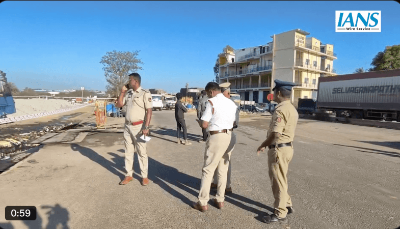 Luxury bus catches fire after hitting electric pole on NH-48 near Bengaluru; passengers escape unhurt