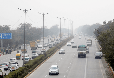 Delhi's air quality improves slightly to 'moderate' category, smog persists in several areas Delhi's air quality improves slightly to 'moderate' category, smog persists in several areas