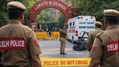 'Delhi will become Khalistan': 9 schools receive bomb threats, students evacuated, bomb disposal squads rushed in 'Delhi will become Khalistan': 9 schools receive bomb threats, students evacuated, bomb disposal squads rushed in