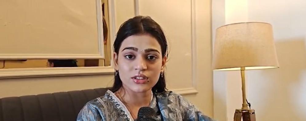 Kanpur bank viral video: Woman employee seeks probe, claims staff's husband used abusive language, asked about caste Kanpur bank viral video: Woman employee seeks probe, claims staff's husband used abusive language, asked about caste