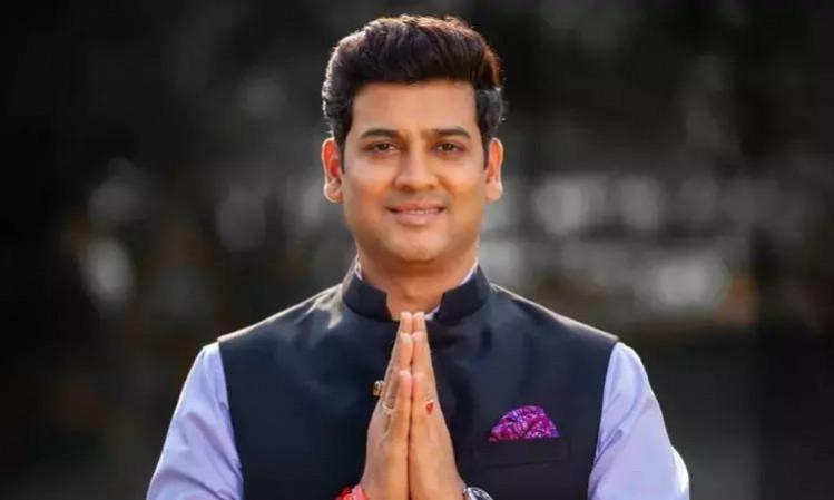 Purely fictional jibe in LS: Shrikant Shinde targets Rahul Gandhi as BJP slams him over Naravane book row Purely fictional jibe in LS: Shrikant Shinde targets Rahul Gandhi as BJP slams him over Naravane book row