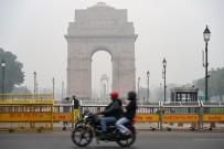 Delhi's air quality improves to 'moderate' as AQI drops to 183