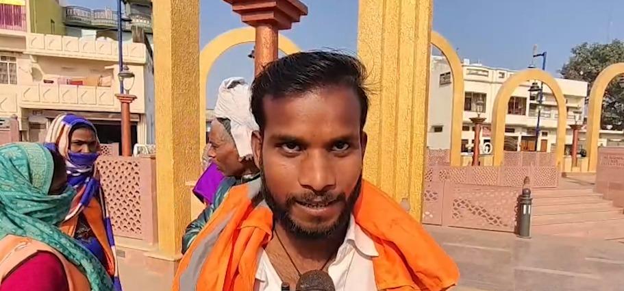 Upset over not getting salary for past three months, hundreds of sanitation workers protest in Ayodhya
