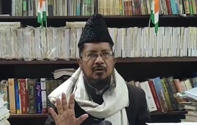 Holi, Ramadan coincide: Muslim cleric calls for mutual respect, authorities tighten security Holi, Ramadan coincide: Muslim cleric calls for mutual respect, authorities tighten security