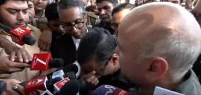 Kejriwal breaks down after court discharge in excise policy case; Sisodia consoles him