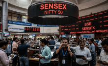 Indian stock markets shed over 1 pc amid FII selling, weak global cues