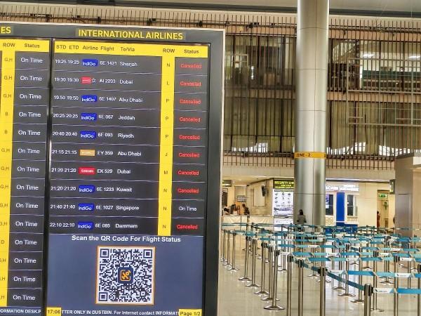 Israel-Iran war: Airline stocks in red as flight disruption continues for 3rd day Israel-Iran war: Airline stocks in red as flight disruption continues for 3rd day