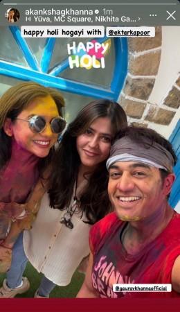 Katrina Kaif–Vicky Kaushal, Ranbir Kapoor, Soha Ali Khan, Javed Akhtar- Shabana Azmi: B- Town dances, drinks, celebrates Holi with joy Katrina Kaif–Vicky Kaushal, Ranbir Kapoor, Soha Ali Khan, Javed Akhtar- Shabana Azmi: B- Town dances, drinks, celebrates Holi with joy