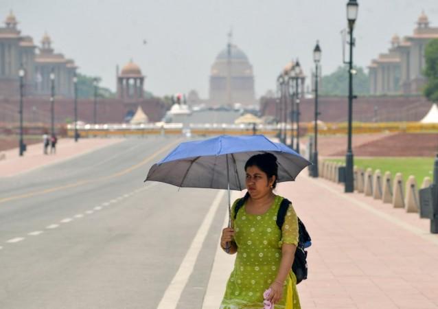 High winds clear Delhi-NCR's air putting most areas in Yellow Zone; temp continues to rise