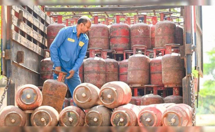 India monitors LPG supply amid Hormuz disruption; induction cooktops go out of stock as restaurants face gas shortage