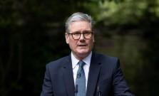 UK supports US strikes on Hormuz threats, insists no wider war role