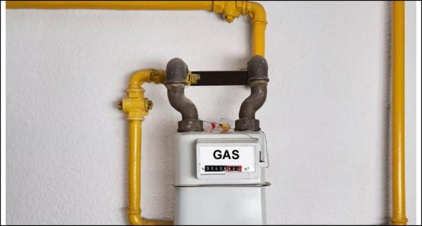 Centre accelerates PNG rollout to ease LPG pressure; fuel supply normal across India Centre accelerates PNG rollout to ease LPG pressure; fuel supply normal across India