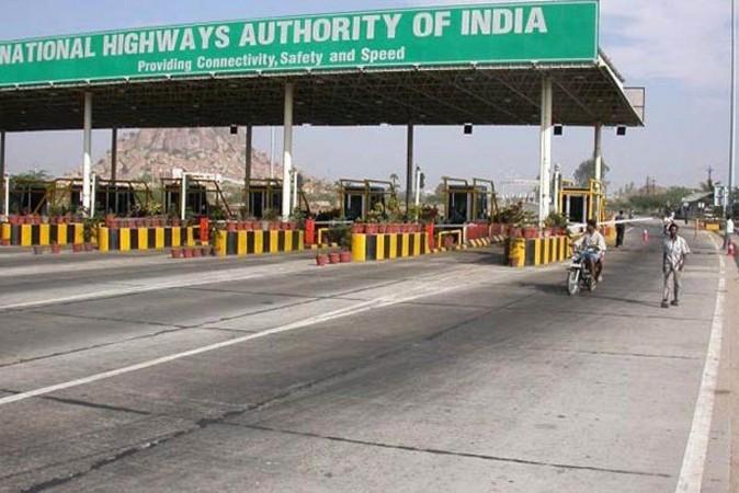No more cash at Toll Plazas: NHAI to enforce 100 pc digital payments from April 1 No more cash at Toll Plazas: NHAI to enforce 100 pc digital payments from April 1