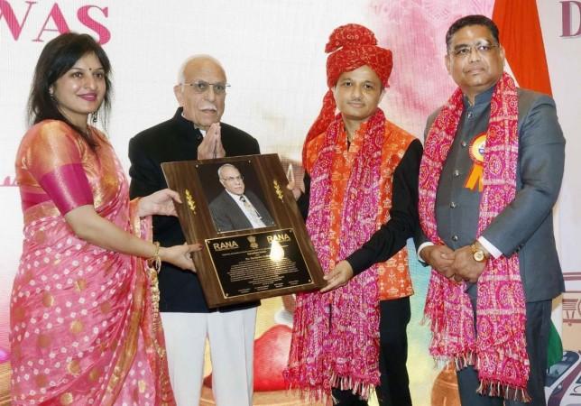 Dr Narinder Kukar received Rajasthan Ratna, Binay k Pradhan dr Sharad Kothari vice president RANA with spouse