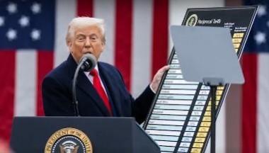 Trump imposes 50 per cent tariffs on steel, aluminum, and copper Trump imposes 50 per cent tariffs on steel, aluminum, and copper