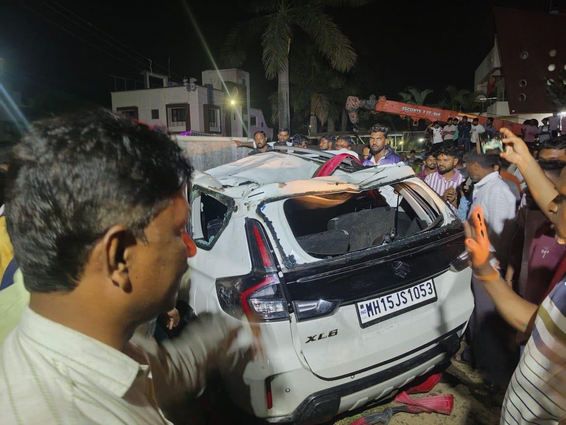 Nashik Tragedy: 9 Of Family, Including 7 Kids, Killed After Car Plunges Into Well In Dindori