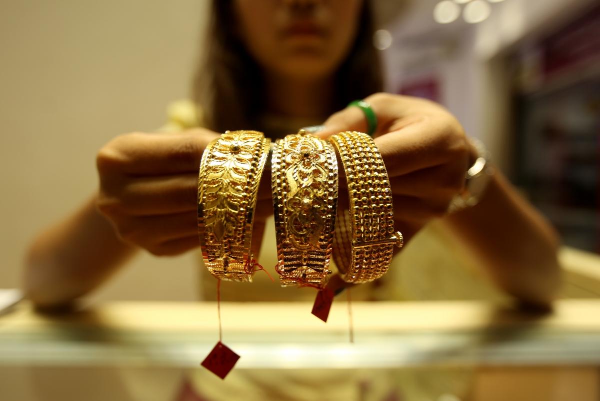 Gold ETF inflows decline in March as Middle East tensions weigh in