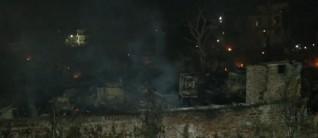 Two children killed as massive fire destroys dozens of huts in Lucknow slum cluster