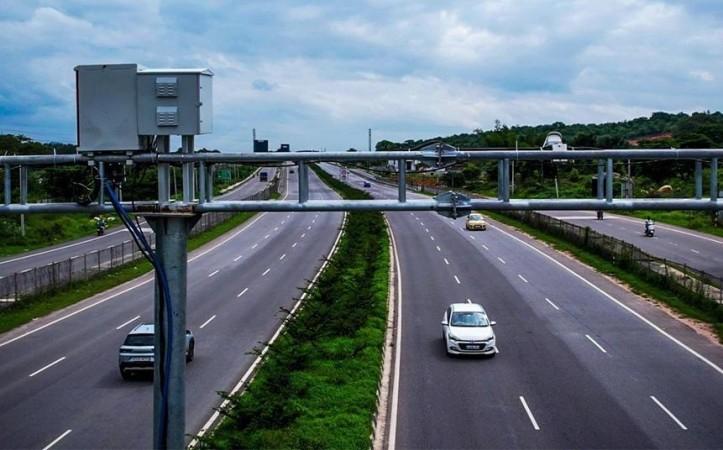 India's first barrier-less tolling logs around 41,500 vehicles on Day 1