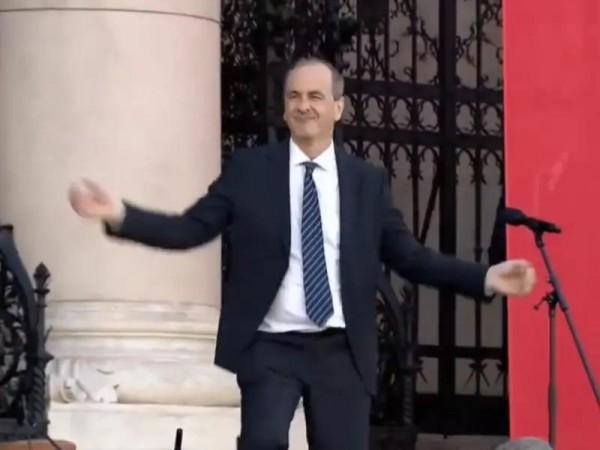 WATCH: Hungary's 'dancing politician' steals spotlight at PM Peter Magyar's swearing-in