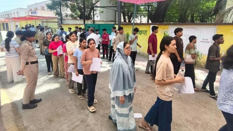 NEET UG 2026 Paper Leak:  NTA cancels NEET-UG 2026; NSUI protests outside Shastri Bhawan in Delhi [Watch]