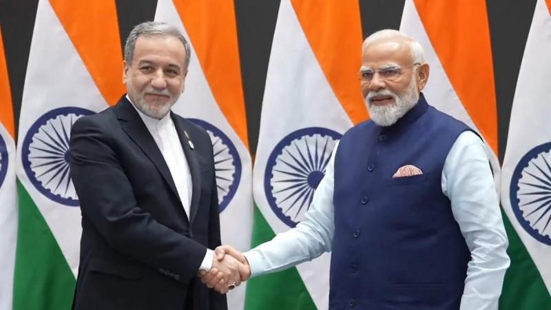 First since Iran war: PM Modi meets and greets Iran FM Araghchi, shakes hands with Russia's Lavrov at BRICS meet in Delhi