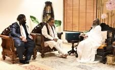 Mukesh Ambani, Anant Ambani Visit Art Of Living Centre In Bengaluru For 45th Anniversary Celebrations; videos go viral