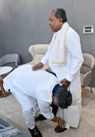 My resignation is voluntary; CLP meeting, high command will decide next CM: Siddaramaiah after resignation My resignation is voluntary; CLP meeting, high command will decide next CM: Siddaramaiah after resignation