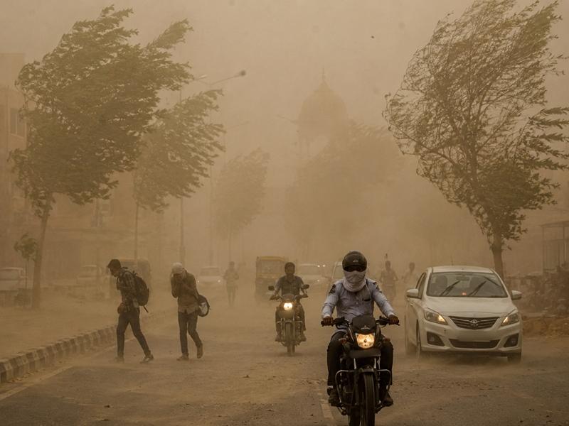 Red alert issued as strong winds and dust storms sweep Rajasthan