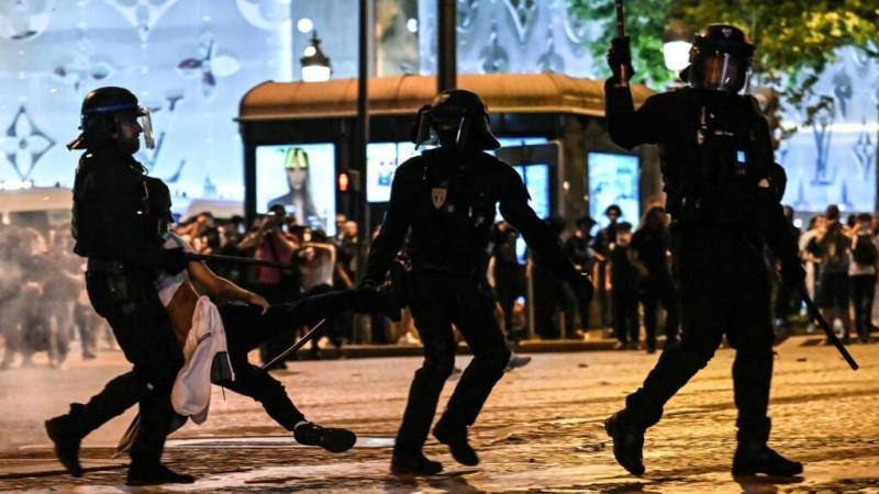 About 400 arrested in France after PSG's Champions League victory