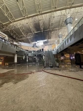 One Killed After Iranian Drones Hit Kuwait Airport's T1 Terminal; IndiGo, Kuwait Airways Suspend Flights as Ceasefire Talks Stall