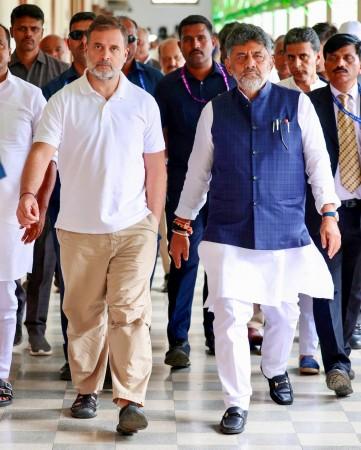 Portfolio decision in high command's hands: Shivakumar Portfolio decision in high command's hands: Shivakumar