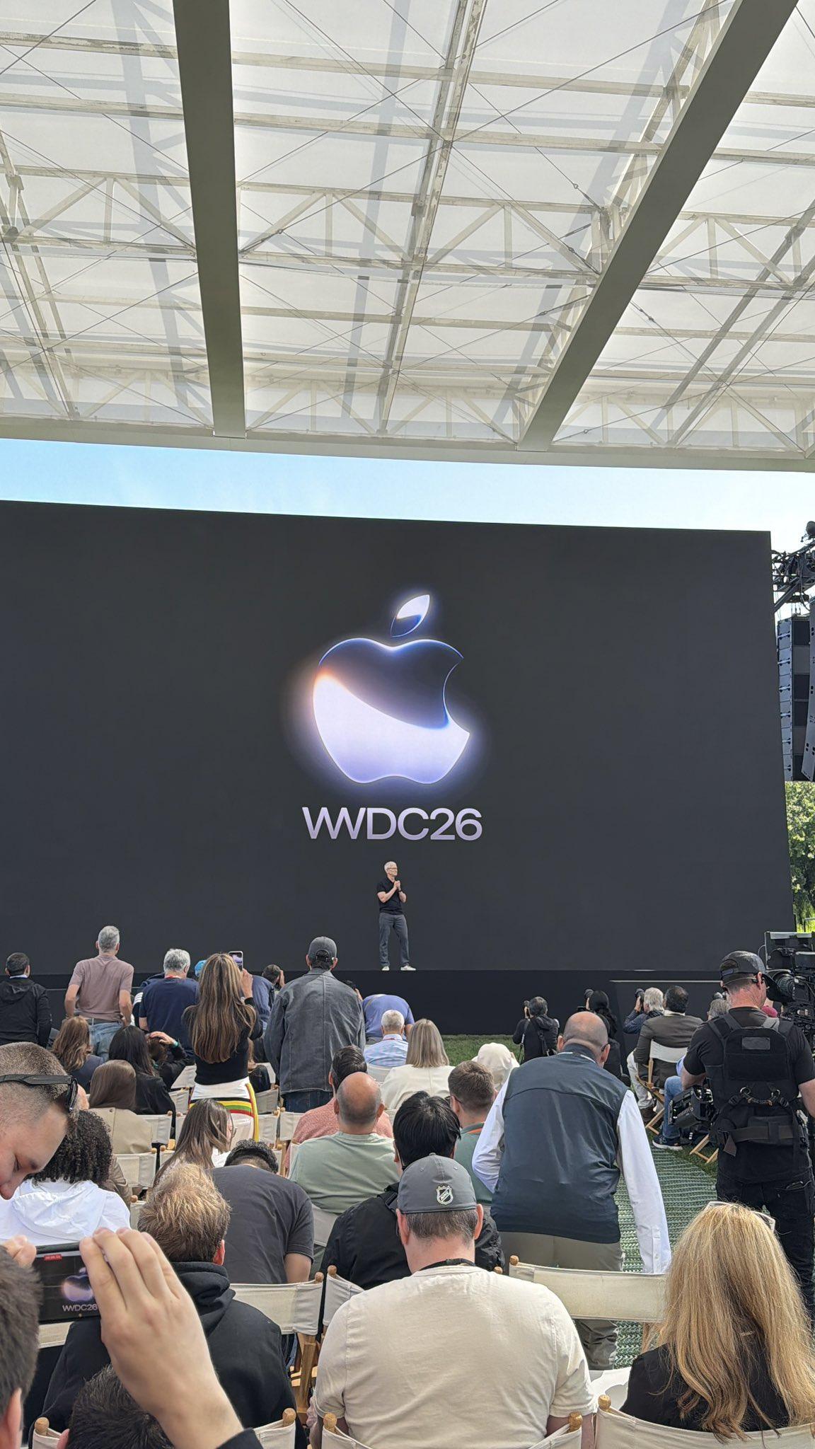WWDC 2026: Apple CEO Tim Cook Gives Final 'Good Morning,' Thanks Developers, Signs Off in Style Ahead of September 1 Exit