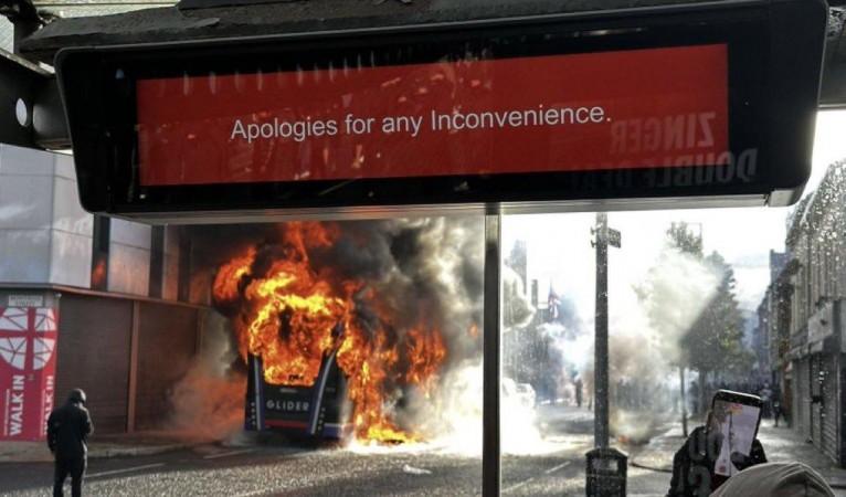 Belfast Erupts In Anti-Immigrant Riots After Knife Attack; Vehicles Torched, Police Clash With Protesters Belfast Erupts In Anti-Immigrant Riots After Knife Attack; Vehicles Torched, Police Clash With Protesters