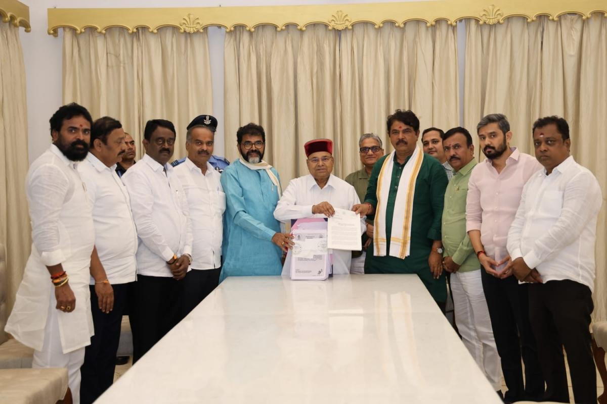Karnataka BJP accuses Shivakumar govt of corruption, seeks CBI probe into Bengaluru waste management tender