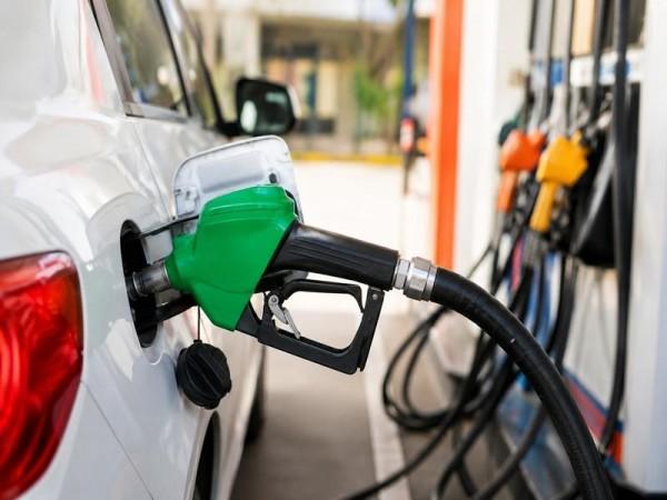 OMC under-recoveries shrink sharply as crude oil prices tumble on US-Iran peace deal OMC under-recoveries shrink sharply as crude oil prices tumble on US-Iran peace deal