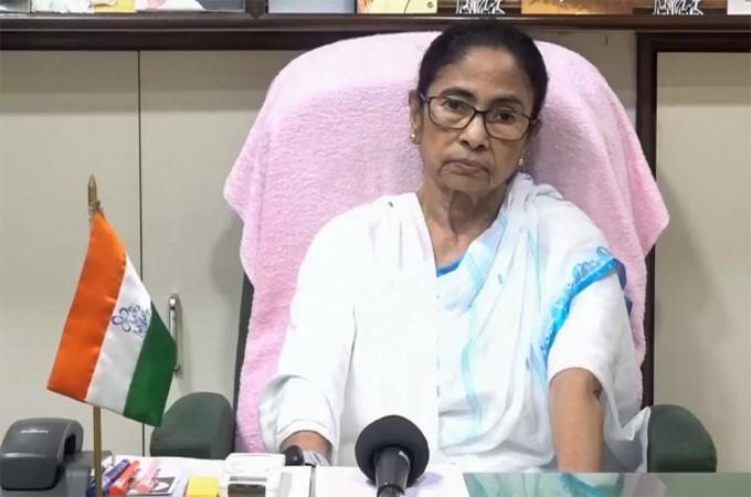 Mamata Banerjee delivers video message Mamata Banerjee delivers video message