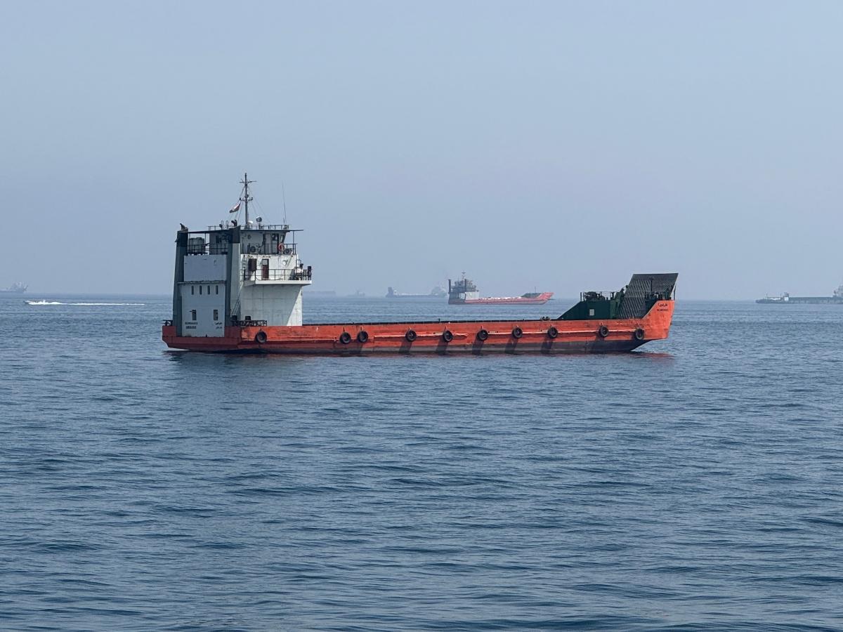 Iran closes Strait of Hormuz again, cites MoU violation by US and Israel