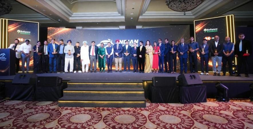 Neeraj Chopra, Parul Chaudhary crowned Best Athletes at Indian Athletics Awards Neeraj Chopra, Parul Chaudhary crowned Best Athletes at Indian Athletics Awards