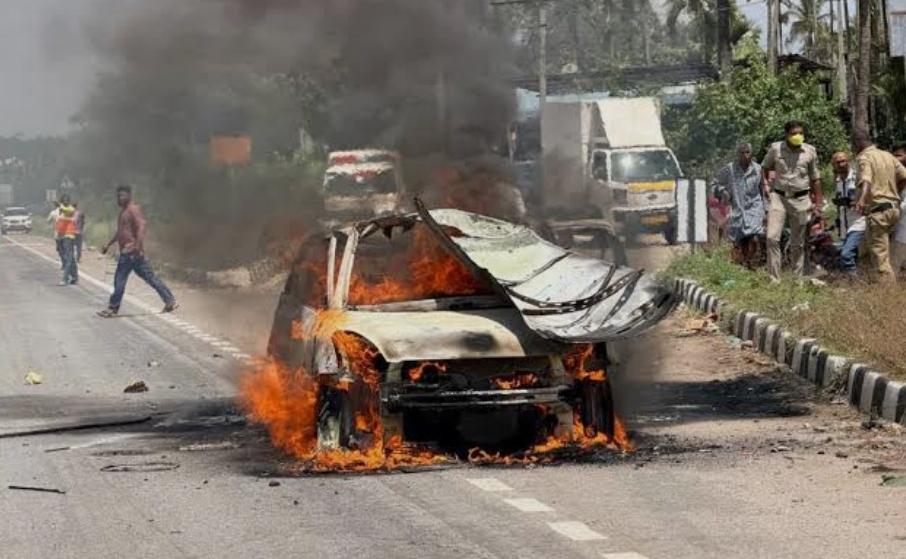 K'taka: Spurned lover's growing obsession, suspicion led to fatal car bomb blast; police probe source of explosive