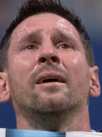'I was really angry': Lionel Messi reveals why he burst into tears after Argentina's dramatic World Cup win over Egypt 'I was really angry': Lionel Messi reveals why he burst into tears after Argentina's dramatic World Cup win over Egypt