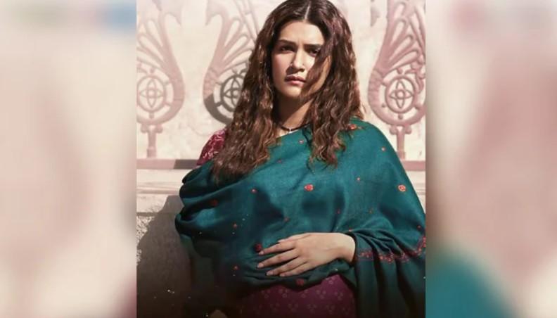 Kriti Sanon in Mimi