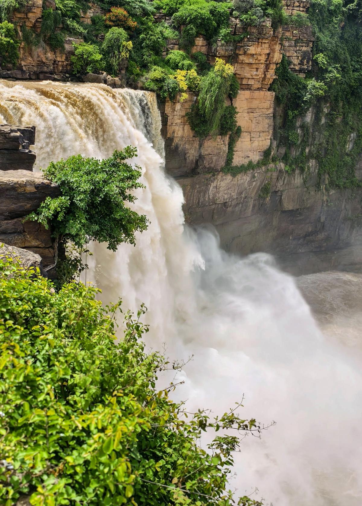 Rivers swell, heavy inflows in dams, flood threats loom as monsoon intensifies across Karnataka