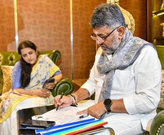'Don't politicise SIR': CM Shivakumar says only registered voters will receive govt benefits