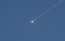 Qatar urges residents to stay indoors as Iran claims strikes on US bases; maritime activities suspended