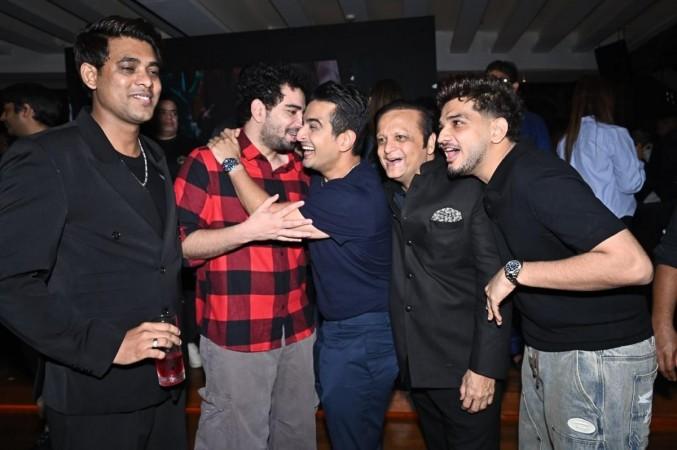'Taken court for a ride': Supreme Court asks comedian Samay Raina to pay Rs 3 lakh; court warns it will add more zeros 'Taken court for a ride': Supreme Court asks comedian Samay Raina to pay Rs 3 lakh; court warns it will add more zeros