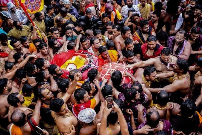 Jagannath Puri Rath Yatra 2026 Begins with Heavy Rain; Devotees Gather to Seek Blessings, President Murmu, PM Modi Extend Wishes Jagannath Puri Rath Yatra 2026 Begins with Heavy Rain; Devotees Gather to Seek Blessings, President Murmu, PM Modi Extend Wishes