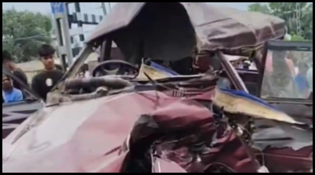 West Bengal Tragedy: 2 Students Killed, 5 Injured After Train Rams School Bus In Murshidabad