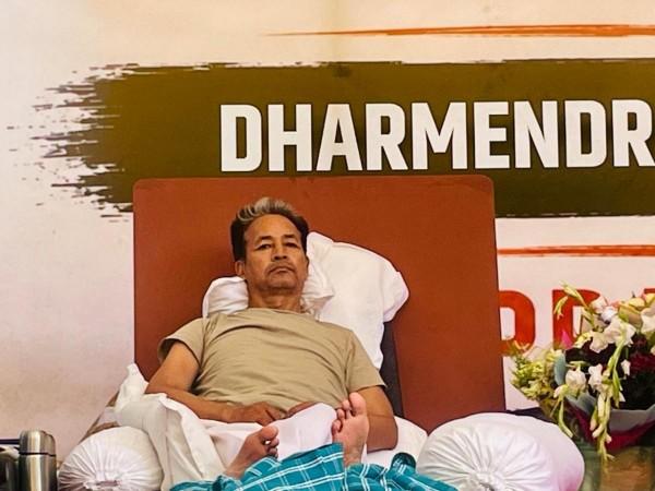 Govt 'insensitive': Supriya Sule criticises Centre over NEET paper leak, supports Sonam Wangchuk; Congress seeks Dharmendra Pradhan's resignation Govt 'insensitive': Supriya Sule criticises Centre over NEET paper leak, supports Sonam Wangchuk; Congress seeks Dharmendra Pradhan's resignation