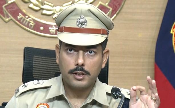 Delhi Police invokes attempted murder charge in July 20 protest violence; warns against fake videos, forms STF on paper leak cases